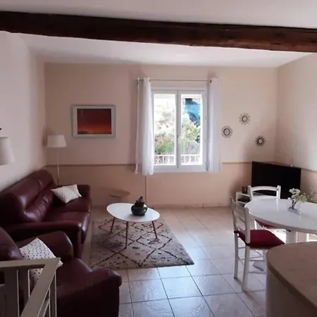 Maison De Village 60m2 Pratique Et Confortable * La Palme
